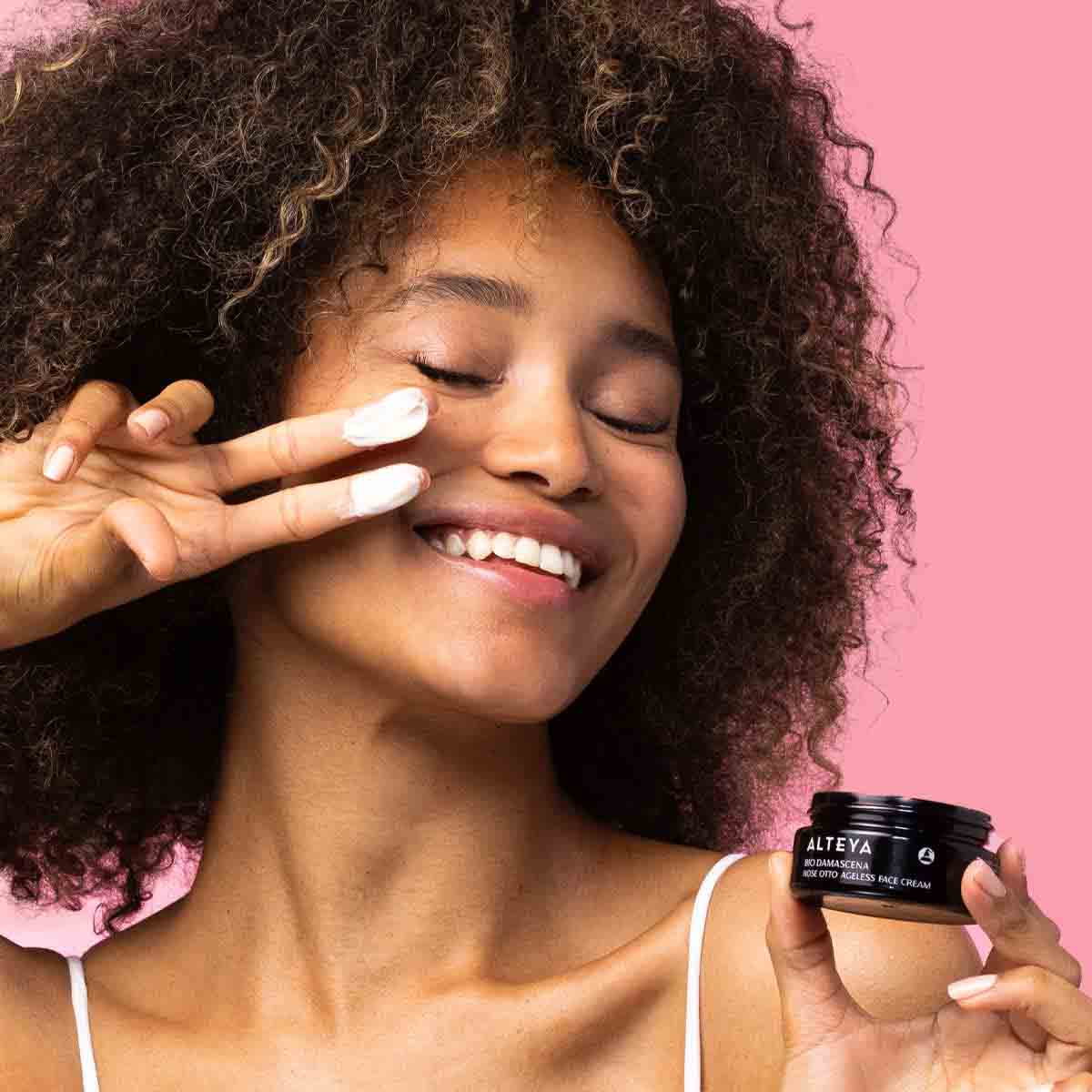 Био ревитализираща маска за лице BIO DAMASCENA