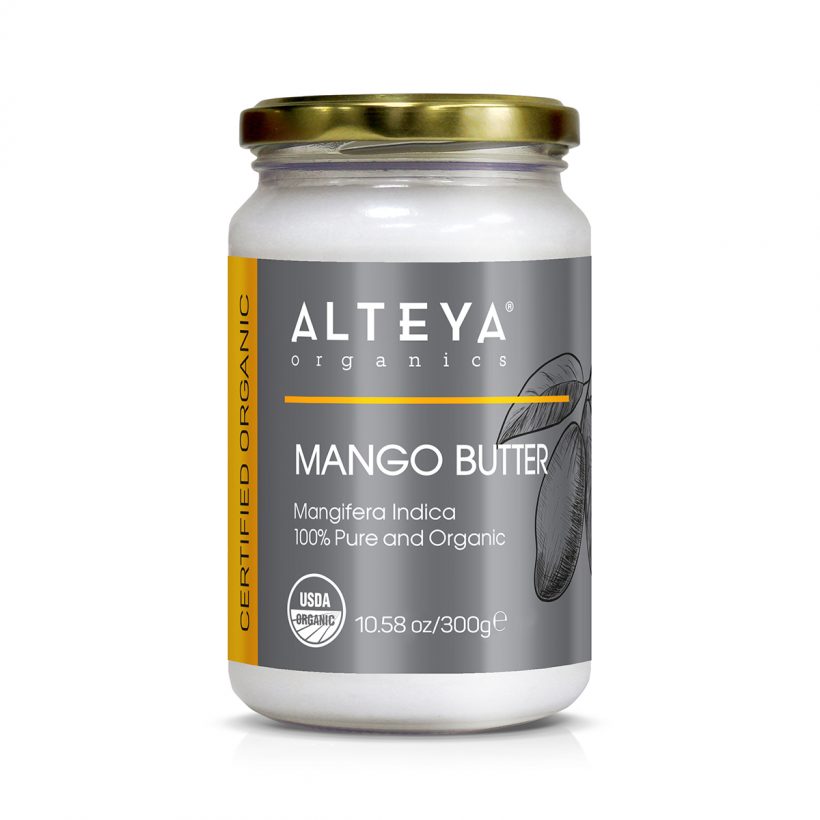 Маслото от манго служи като емолиент за кожата – то съдейства за поддържане на водно-липидната ѝ мантия, спомага за предпазването ѝ от въздействието на различни дразнители и я защитава от изсушаване. Богато на антиоксиданти, маслото от манго, съдейства за подобряване еластичността на кожата и е отлична съставка в противостареещата грижа.